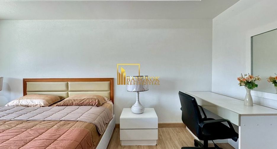 For rent 2 bedrooms apartment in Watthana, Bangkok