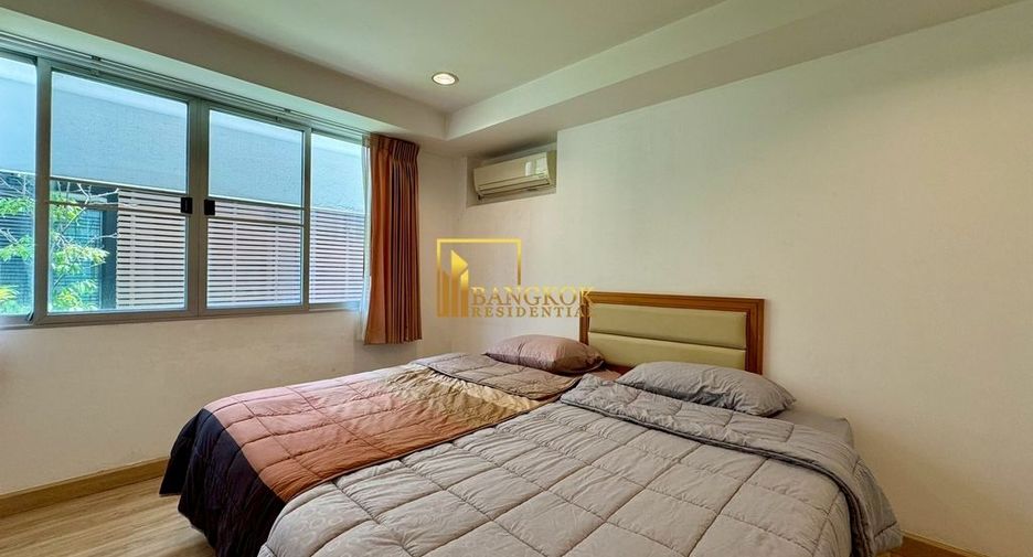 For rent 2 bedrooms apartment in Watthana, Bangkok