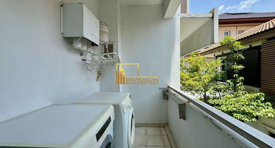 For rent 2 bedrooms apartment in Watthana, Bangkok