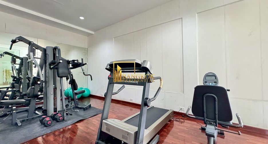 For rent 2 bedrooms apartment in Watthana, Bangkok