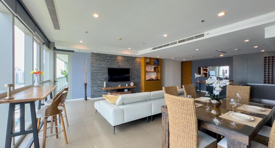 For rent そして for sale 2 ベッドルーム condo in Sathon, Bangkok