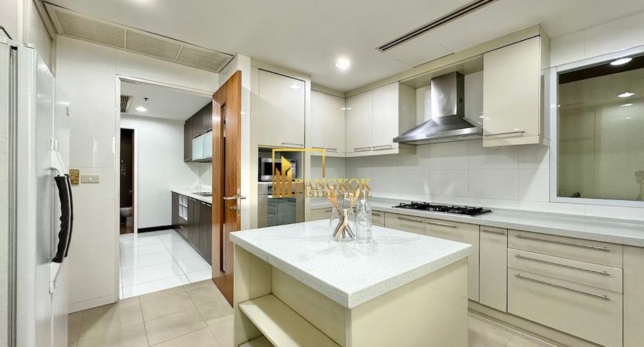 Apartment zur Miete mit 3 Zimmer in Watthana, Bangkok