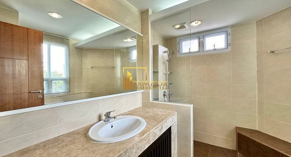 Apartment zur Miete mit 3 Zimmer in Watthana, Bangkok