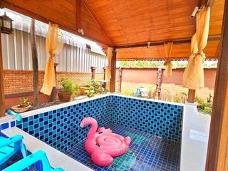 For rent 4 bedrooms house in Mueang Chiang Mai, Chiang Mai