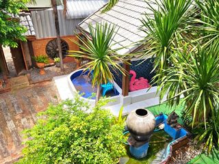 For rent 4 bedrooms house in Mueang Chiang Mai, Chiang Mai