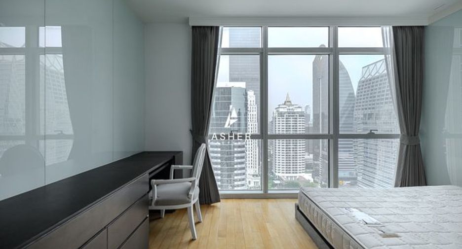 For sale 4 bed condo in Pathum Wan, Bangkok