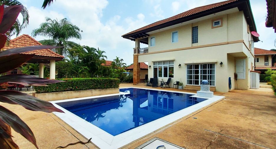 For sale 4 bed villa in Klaeng, Rayong