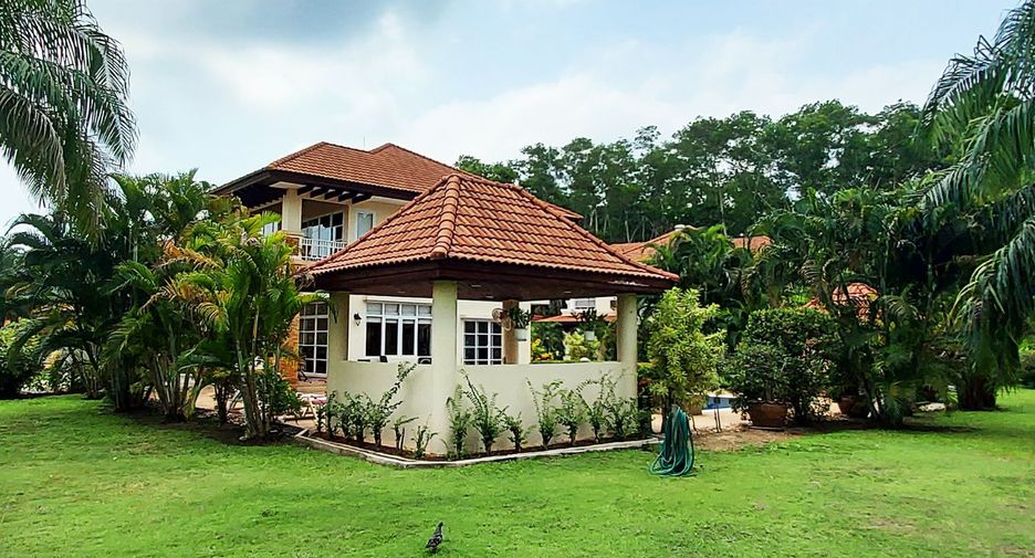 For sale 4 bed villa in Klaeng, Rayong