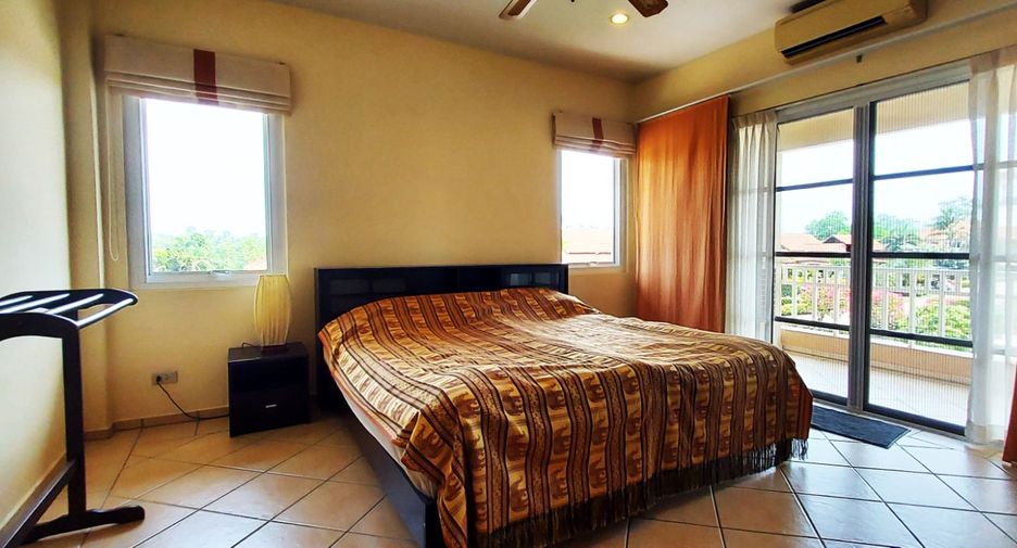 For sale 4 bed villa in Klaeng, Rayong