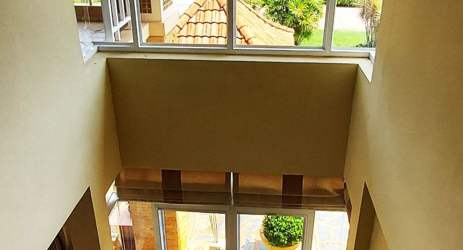 For sale 4 bed villa in Klaeng, Rayong