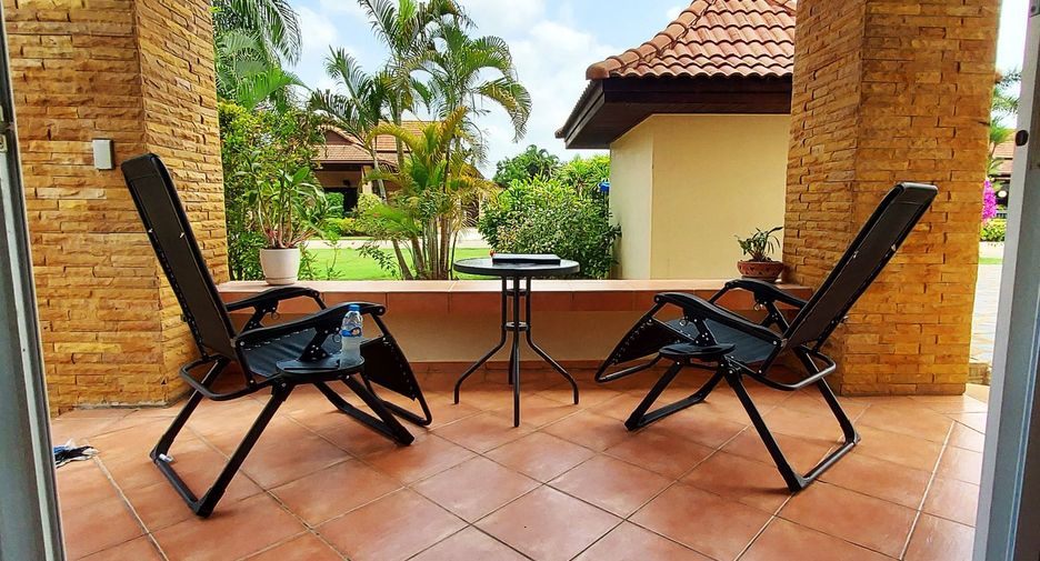 For sale 4 bed villa in Klaeng, Rayong