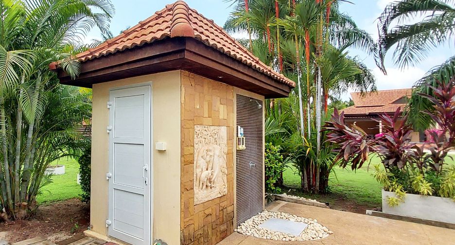 For sale 4 bed villa in Klaeng, Rayong