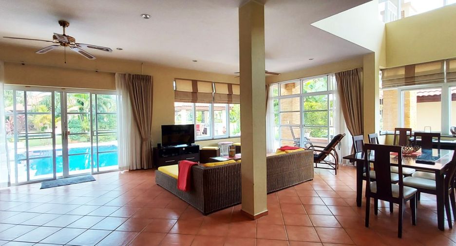 For sale 4 bed villa in Klaeng, Rayong