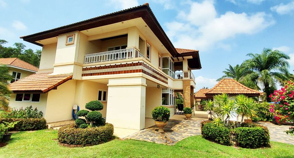 For sale 4 bed villa in Klaeng, Rayong