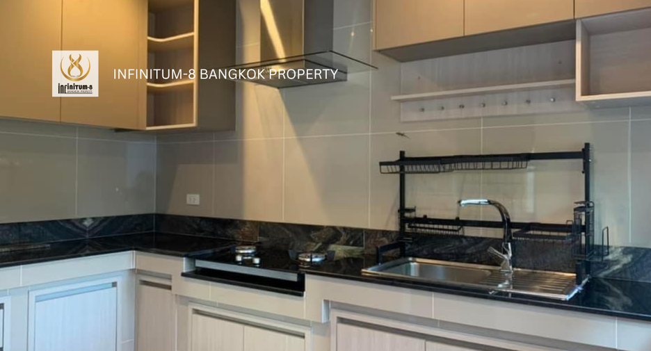Casa en alquiler de 4 habitaciones en Bang Phli, Samut Prakan