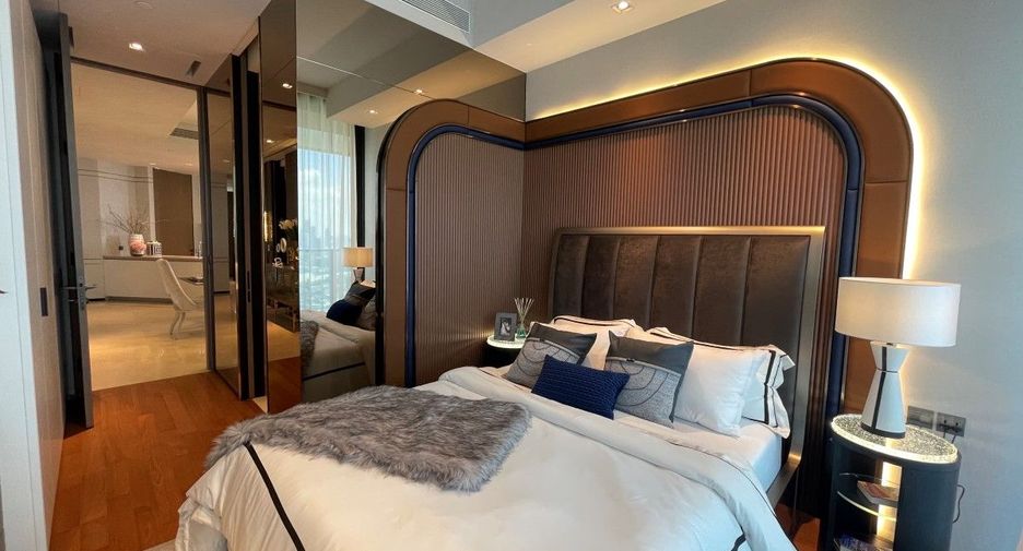 For sale 2 bed condo in Khlong San, Bangkok