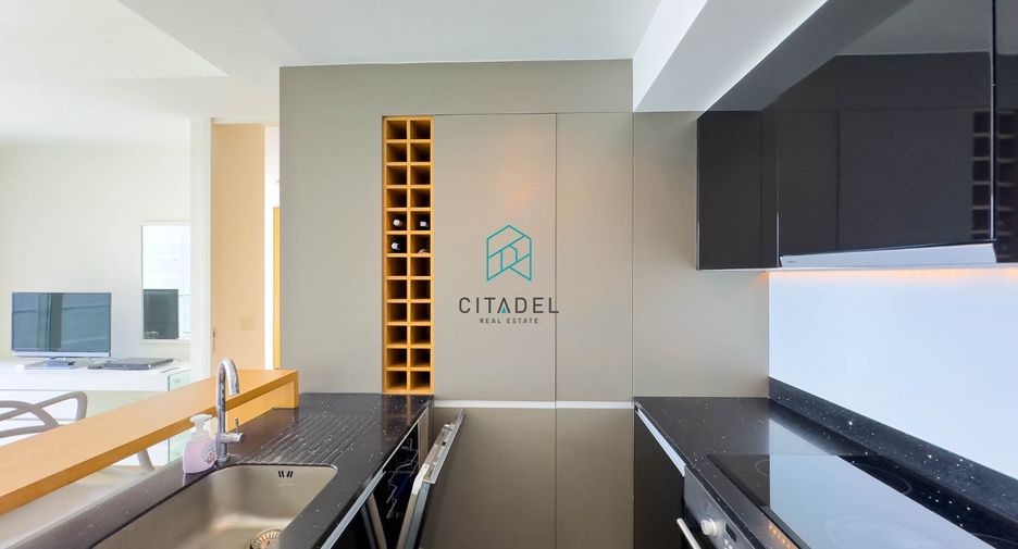 Condo en alquiler y en venta de 1 habitaciones en Sathon, Bangkok