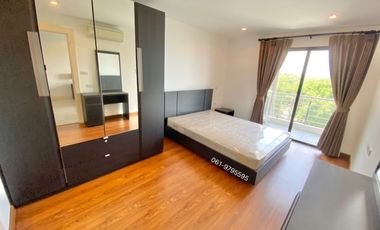 Condo en venta de 1 habitaciones en Si Racha, Chonburi