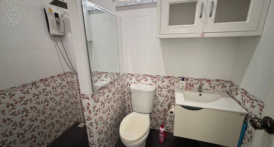 Haus zur Miete mit 3 Zimmer in Mueang Rayong, Rayong