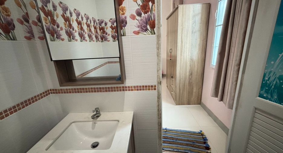 Haus zur Miete mit 3 Zimmer in Mueang Rayong, Rayong