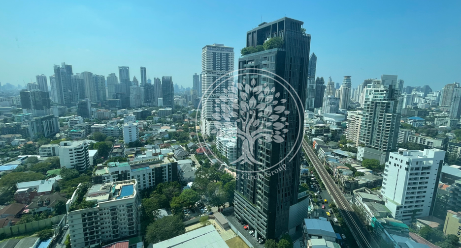 For rent そして for sale 2 ベッドルーム condo in Khlong Toei, Bangkok