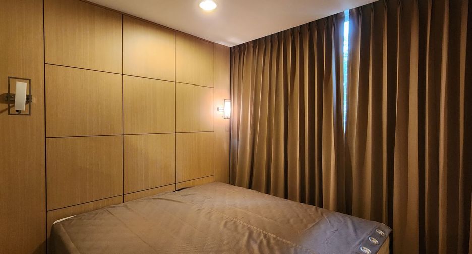 Продажа 1 кровать кондо в Сатхон, Бангкок