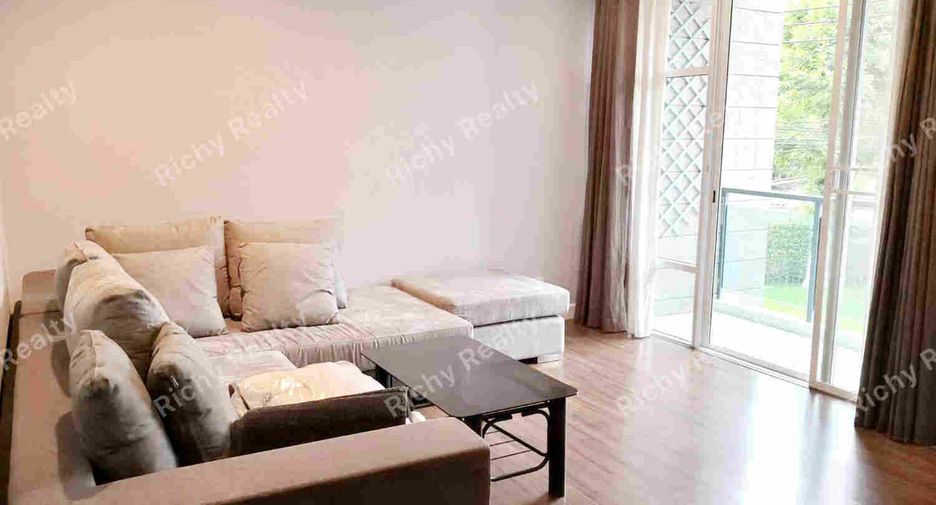 Reihenhaus zum Kauf mit 3 Zimmer in Prawet, Bangkok