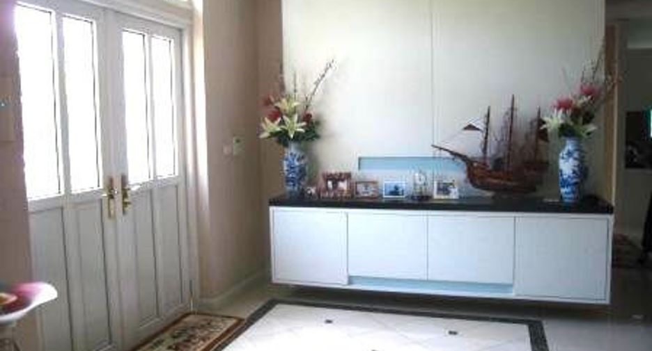 Haus zur Miete mit 3 Zimmer in Bueng Kum, Bangkok
