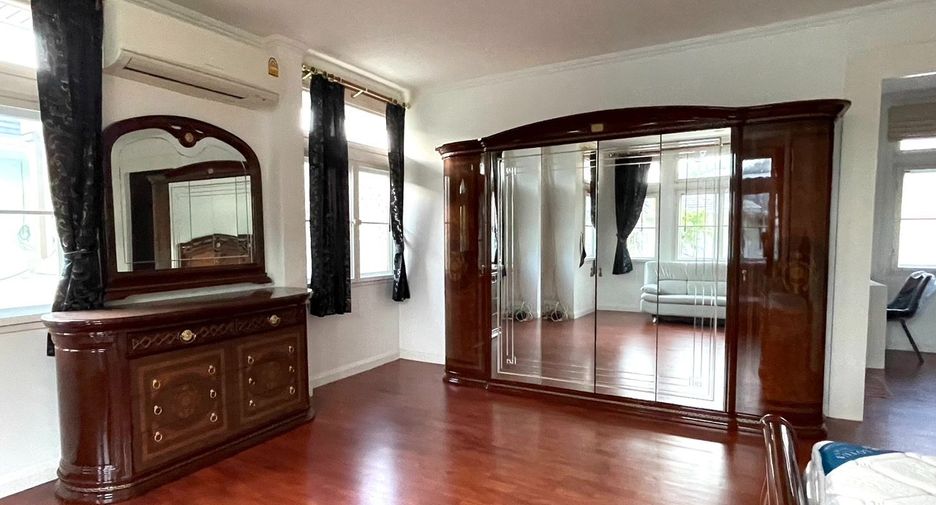 Haus zur Miete mit 3 Zimmer in Bueng Kum, Bangkok