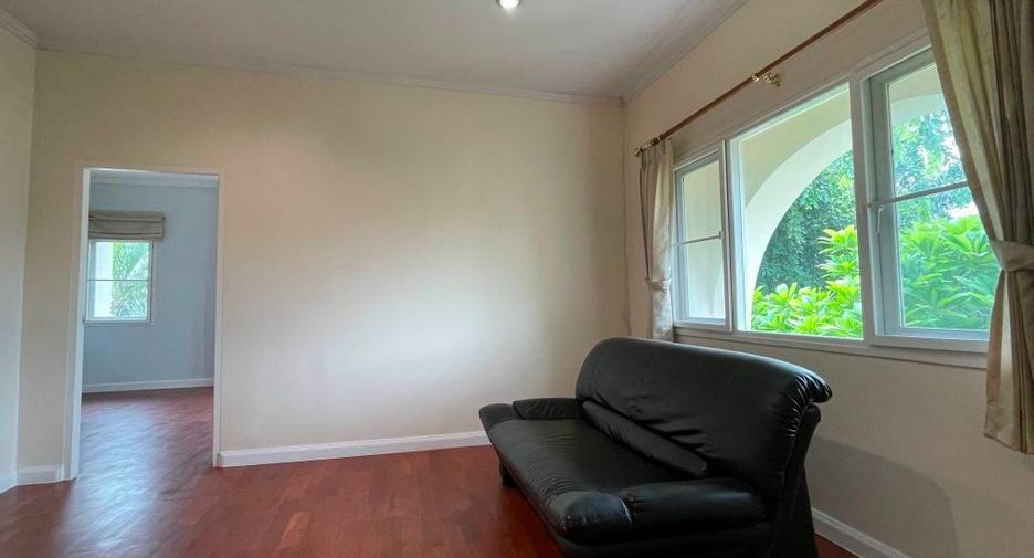 Haus zur Miete mit 3 Zimmer in Bueng Kum, Bangkok