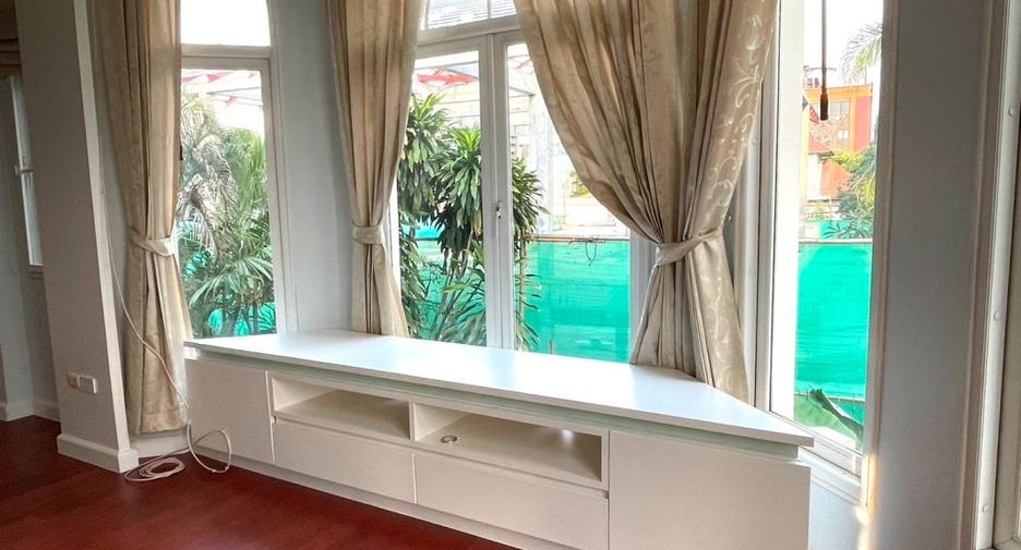 Haus zur Miete mit 3 Zimmer in Bueng Kum, Bangkok