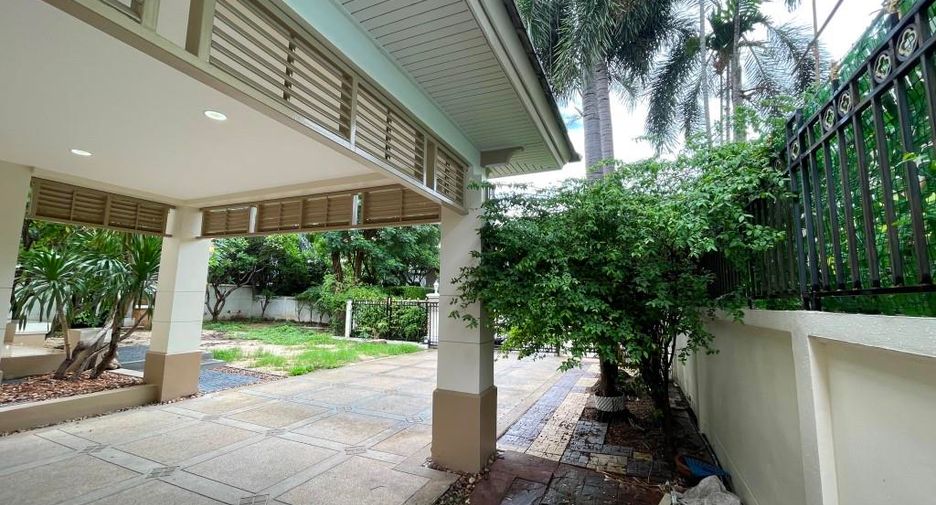 Haus zur Miete mit 3 Zimmer in Bueng Kum, Bangkok