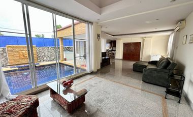À vendre 5 chambres villa à Bang Lamung, Chonburi