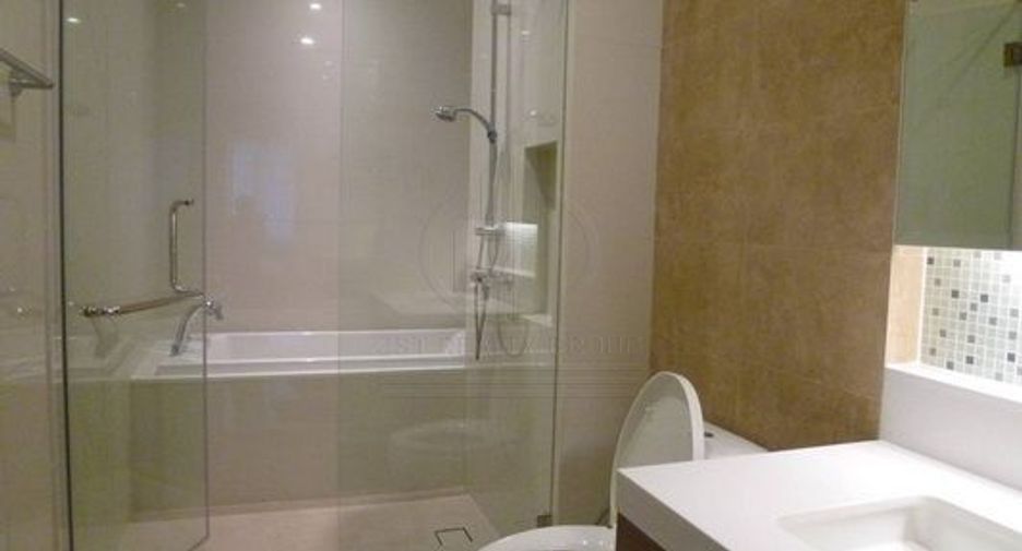 For sale 1 bed condo in Khlong Toei, Bangkok