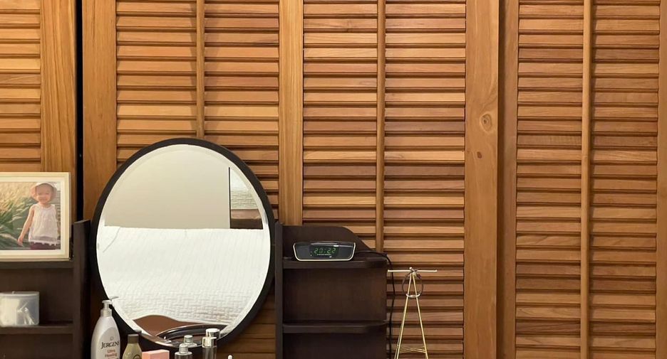 For sale 2 ベッドルーム condo in Watthana, Bangkok