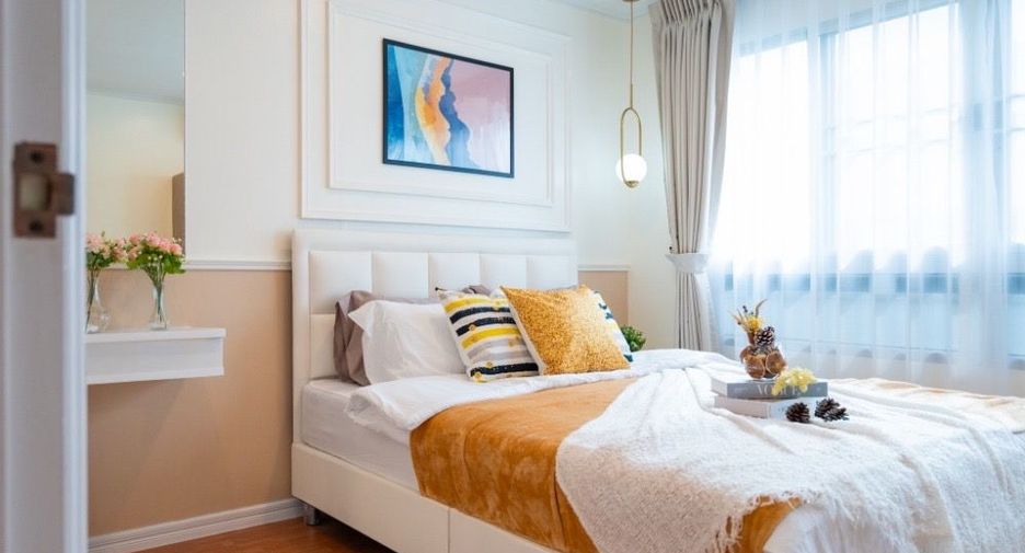 For sale 1 bed condo in Huai Khwang, Bangkok
