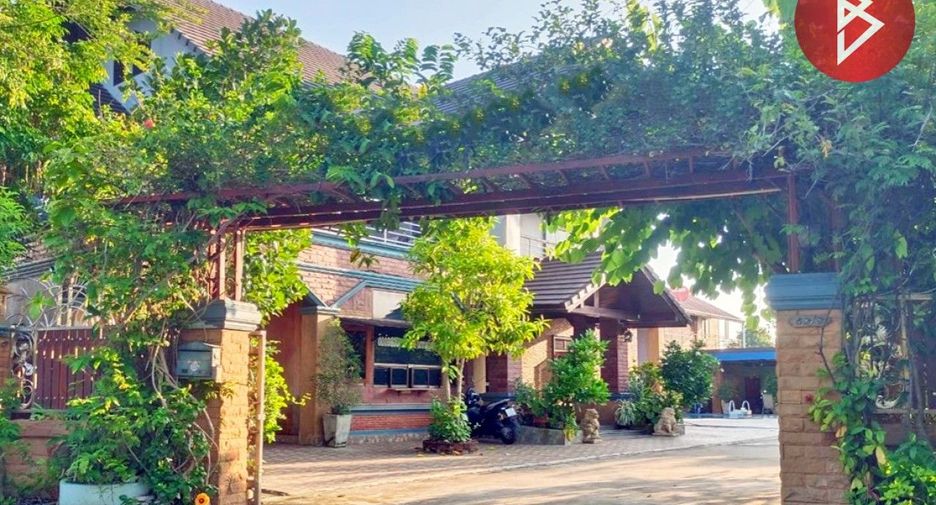 For sale 14 bed hotel in Hua Hin, Prachuap Khiri Khan