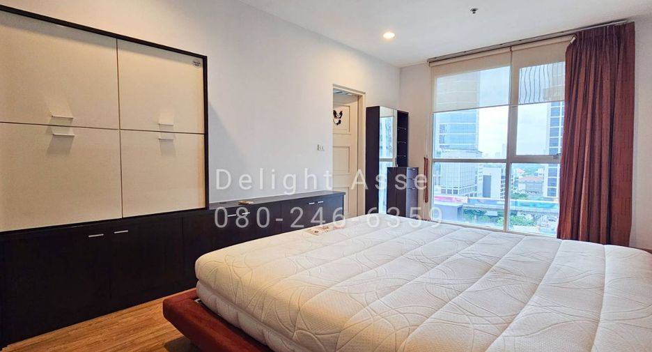 For rent 2 bedrooms condo in Phaya Thai, Bangkok