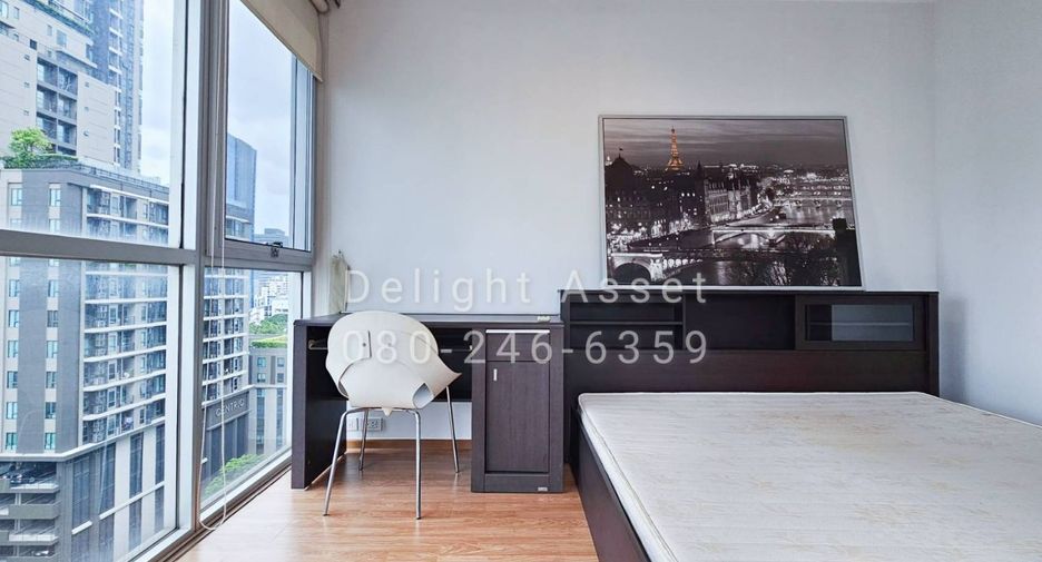 For rent 2 bedrooms condo in Phaya Thai, Bangkok