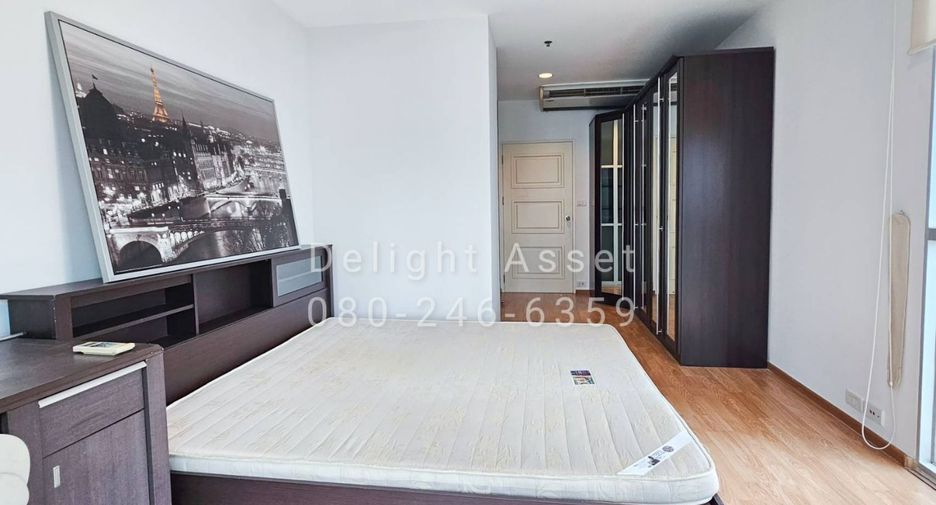 For rent 2 bedrooms condo in Phaya Thai, Bangkok