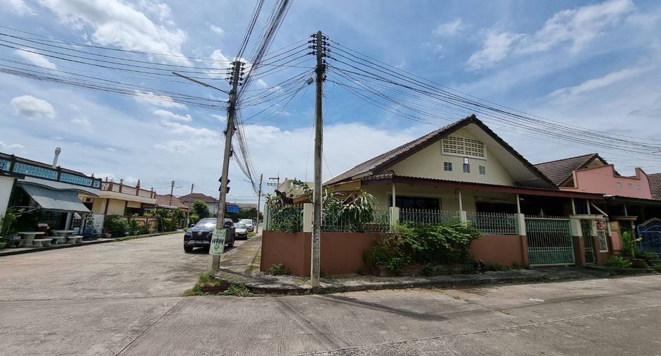 For rent 5 bed house in Ban Bueng, Chonburi