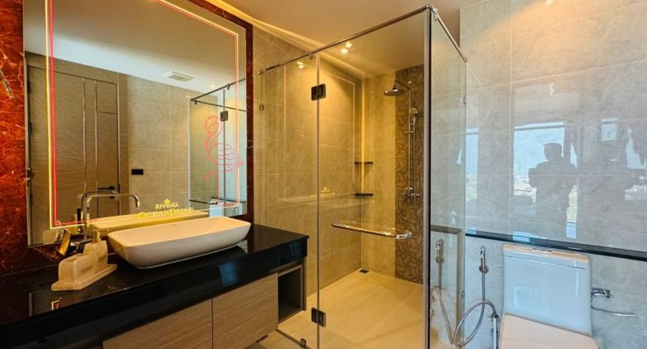 Condo en alquiler de 2 habitaciones en Bang Lamung, Chonburi