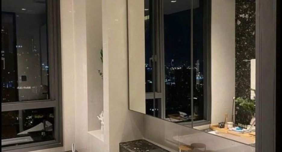 For rent and for sale 2 bedrooms condo in Khlong Toei, Bangkok