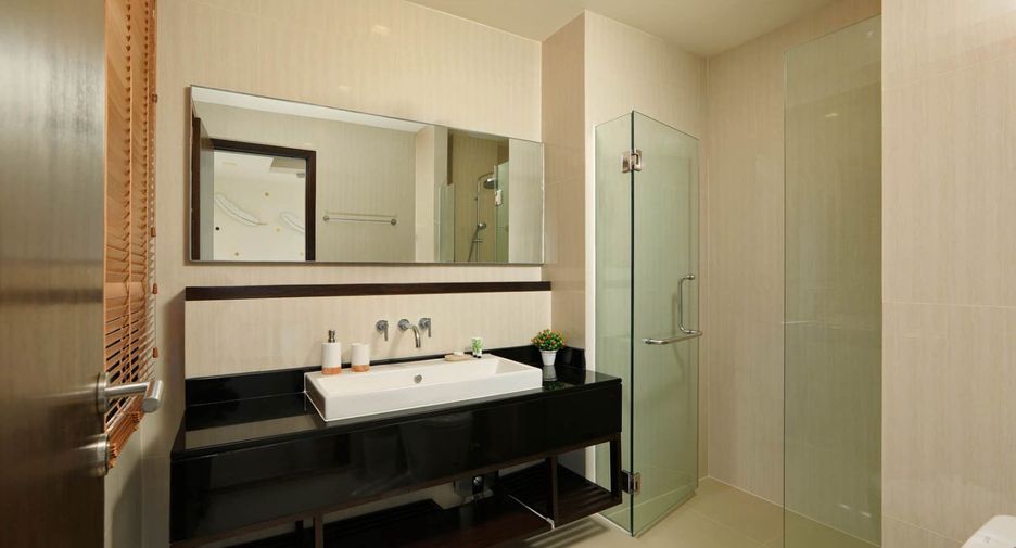 For sale 3 bed townhouse in Thalang, Phuket