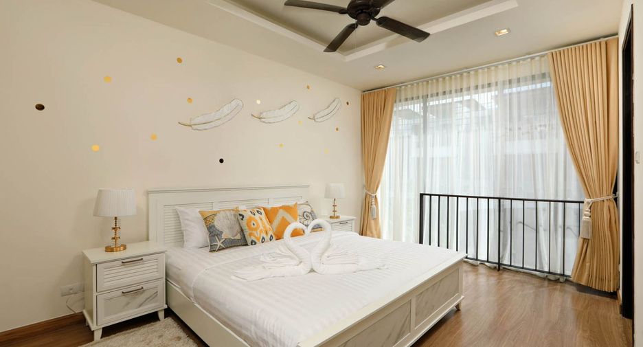 For sale 3 bed townhouse in Thalang, Phuket