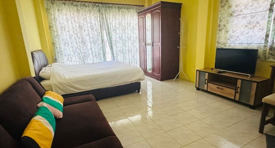 For rent 4 Beds villa in Jomtien, Pattaya