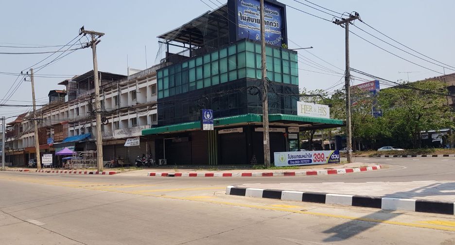 For rent and for sale retail Space in Mueang Uttaradit, Uttaradit