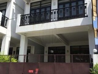 Reihenhaus zur Miete mit 4 Zimmer in Watthana, Bangkok