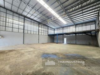For rent warehouse in Lam Luk Ka, Pathum Thani