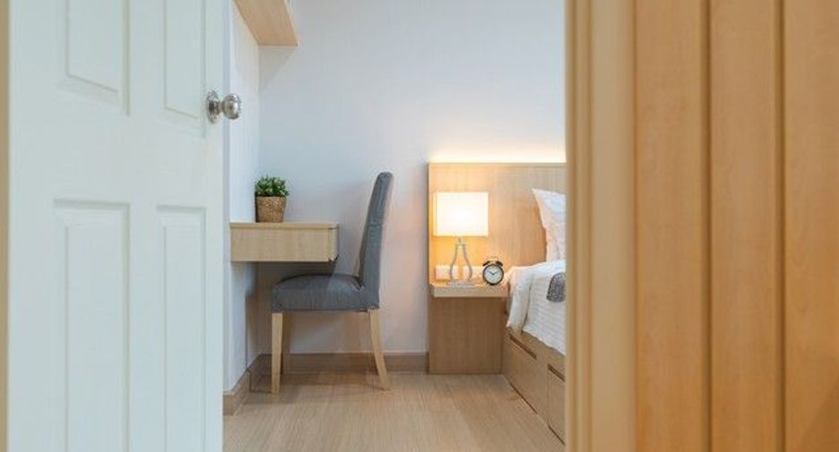 For rent 2 ベッドルーム condo in Huai Khwang, Bangkok